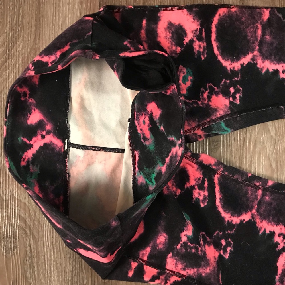 ALO Yoga Ribbed Goddess Leggings - Picture 3 of 8